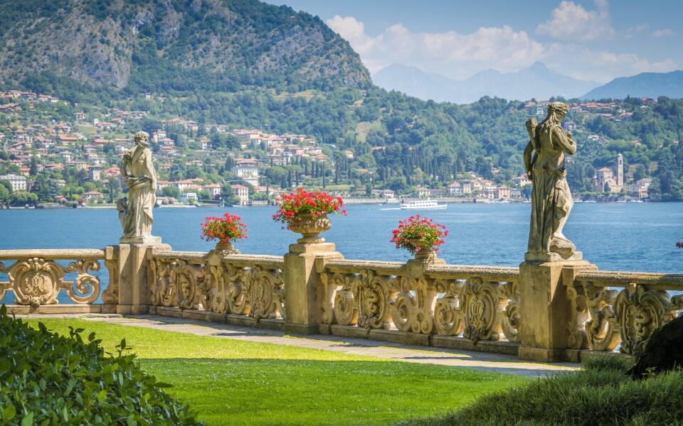 The allure of Como Lake